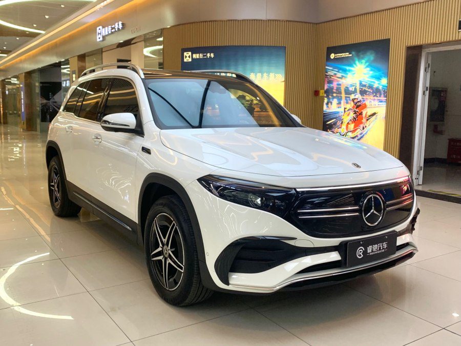 Mercedes EQB